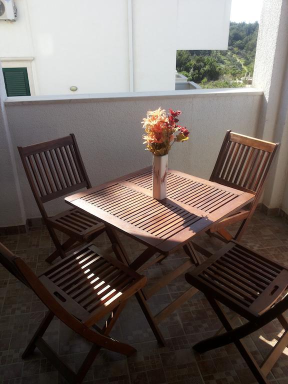 Apartments Croatia Brac Supetar Exterior photo